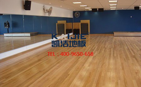 運動木地板為什么會起鼓，以及如何預(yù)防起鼓-運動木地板