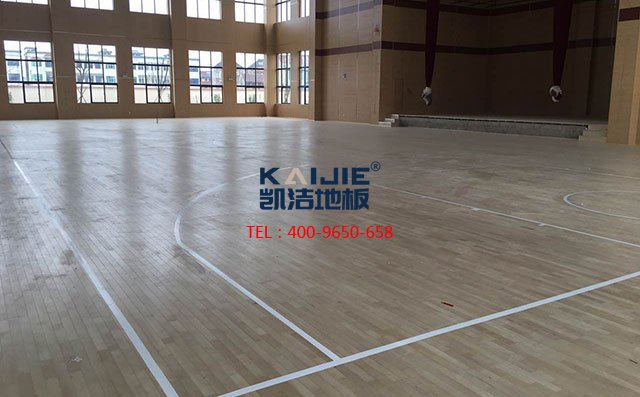 選購(gòu)專用籃球場(chǎng)運(yùn)動(dòng)木地板廠家，學(xué)會(huì)這四看就夠了-籃球木地板