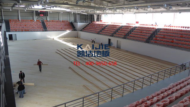體育館專用運動木地板與家裝木地板的具體區(qū)別——凱潔運動木地板