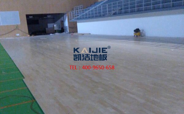 為什么說實(shí)木體育運(yùn)動(dòng)木地板具有魔力——?jiǎng)P潔地板