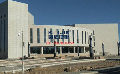 室內(nèi)羽毛球場實(shí)木地板哪家便宜-羽毛球地板