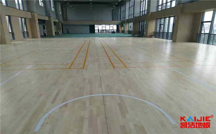 22厚排球館木地板市場價(jià)格表（四川體育場館運(yùn)動木地板價(jià)格）-凱潔地板