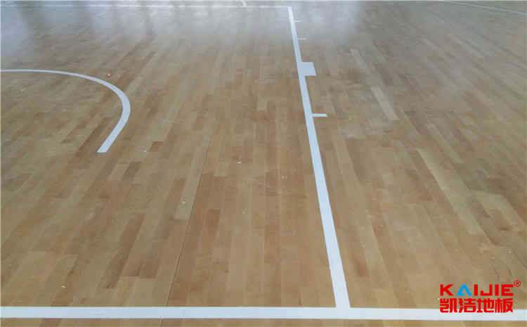 楓樺木地板籃球館市場價(jià)格表（籃球館木地板價(jià)格）-凱潔地板